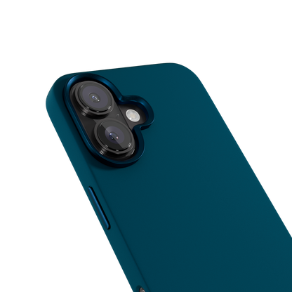 Epico Mag+ Silicone Case with Aluminium details for iPhone 16 Plus - petrol blue